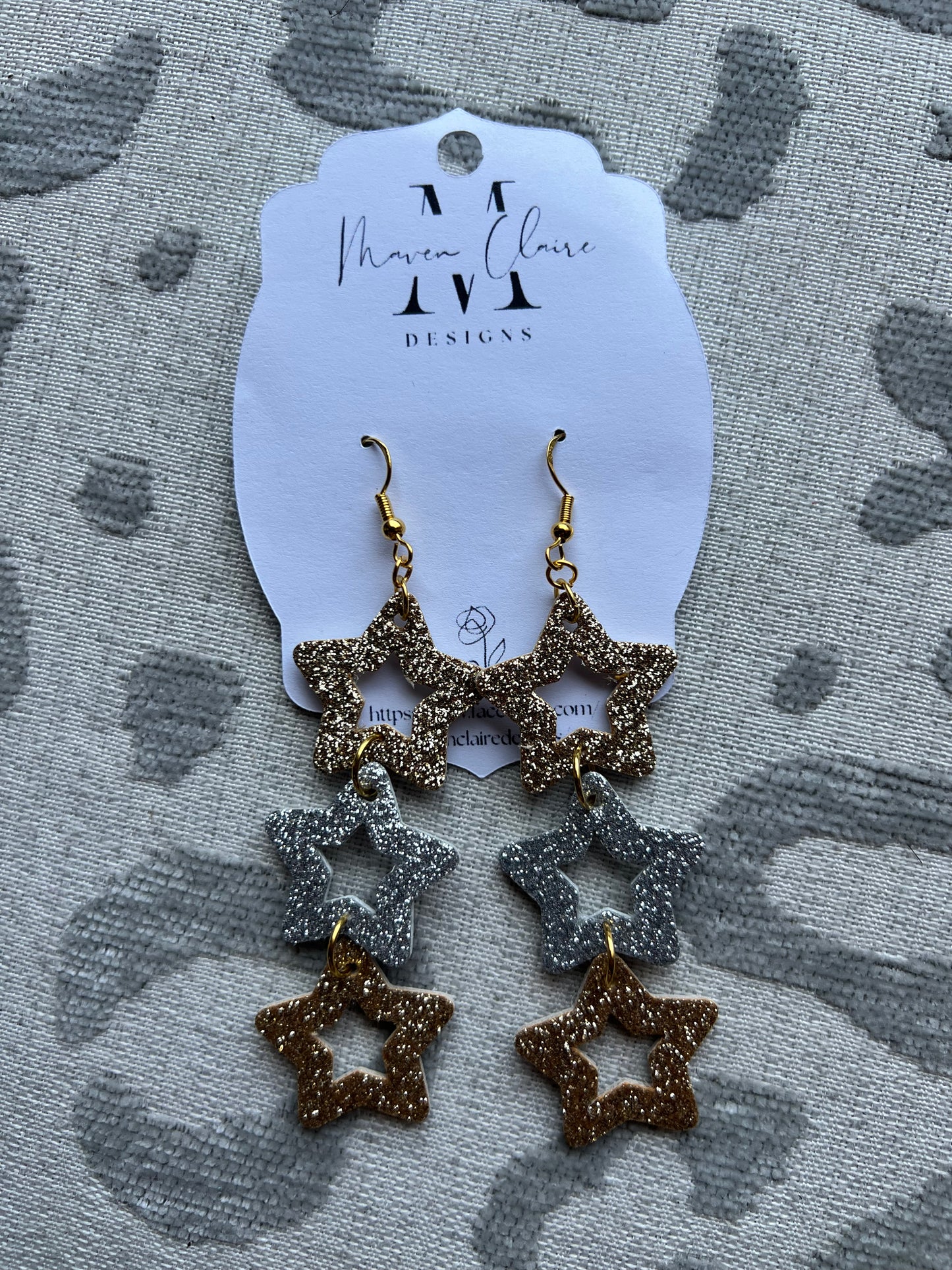 Star Dangle Earrings - BeLoved Boutique