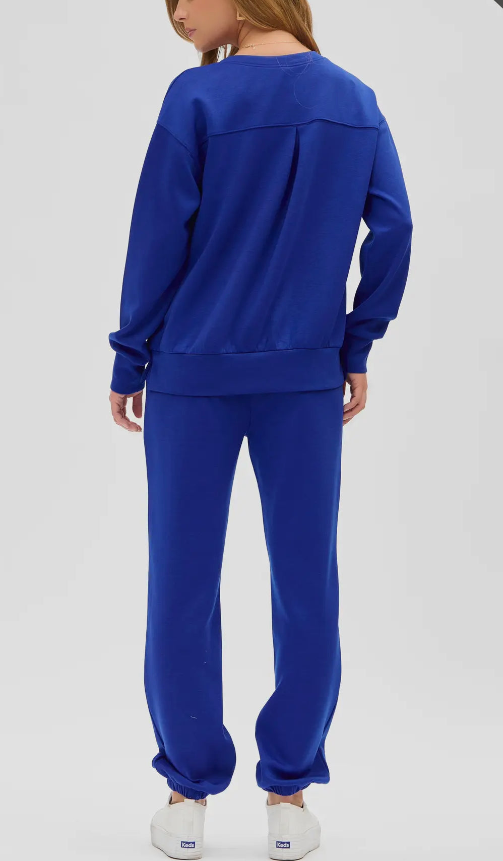 Pullover & Jogger Lounge Set