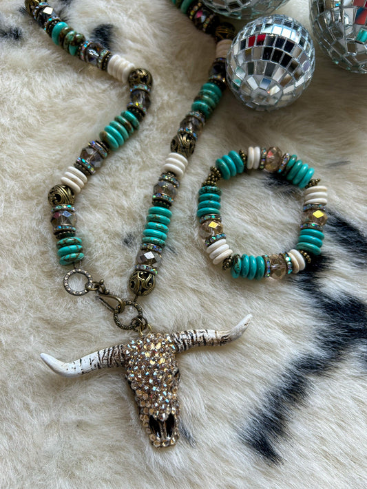 Rhinestone Longhorn Necklace - BeLoved Boutique 